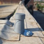 Si vede una torretta del sistema skymagnet con il filo metallico